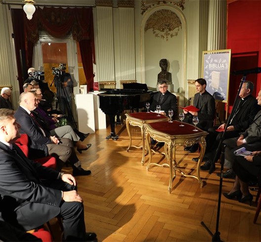 U Hrvatskom narodnom kazalištu predstavljen novi prijevod Biblije